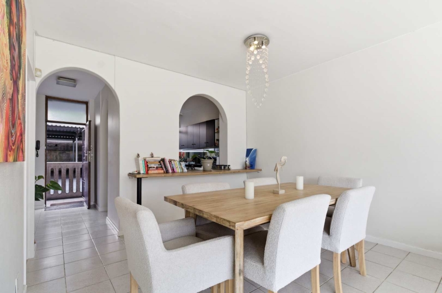 2 Bedroom Property for Sale in Green Point Western Cape